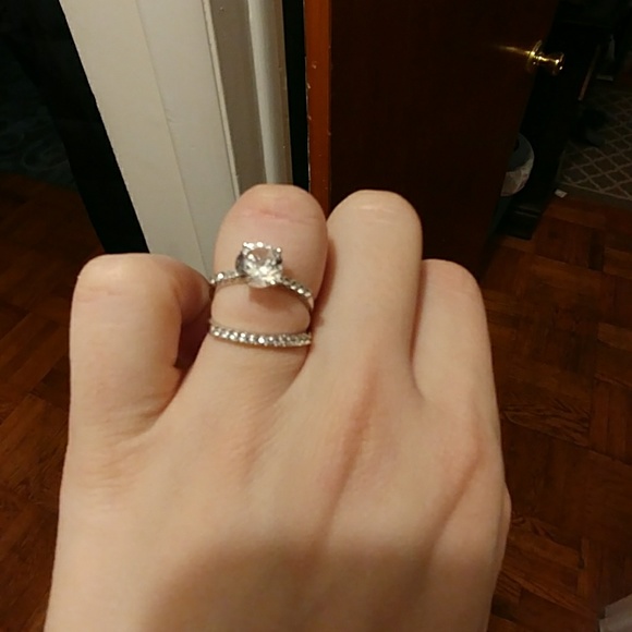 White Sapphire Bridal Set NWT - Picture 3 of 8